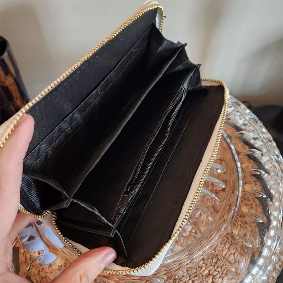 Golden Girls Zip Around Wallet  🌟  Fans Dorothy, Sophia, Rose, Blanche  🌟  🌟 - Picture 5 of 5